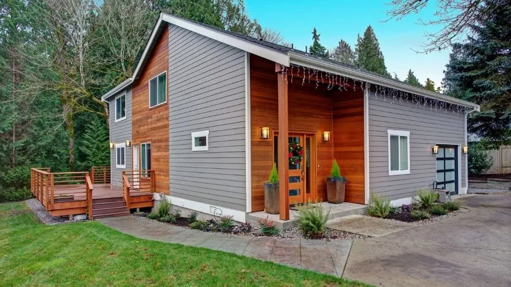 Expert Siding Replacement: Trust ConstrucTUBE for Outstanding Results hero image